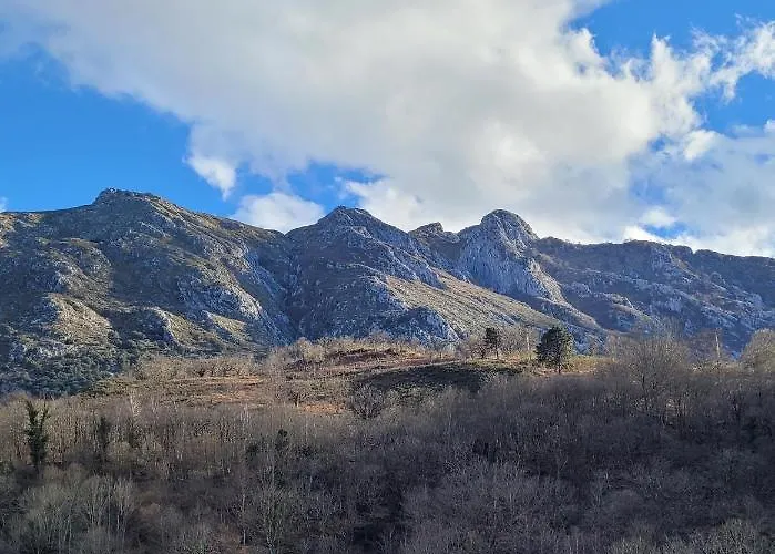 El Torrejon Arenas De Cabrales