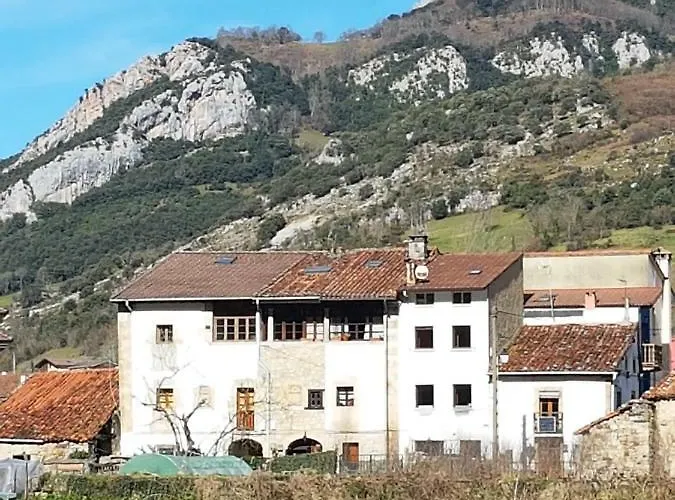El Torrejon Landhuis Arenas De Cabrales